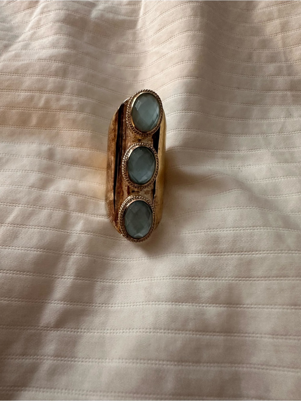 Anna Beck Gold Triple-Stone Ring